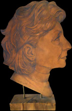 Mia madre; terracotta e matita, terracotta patinata